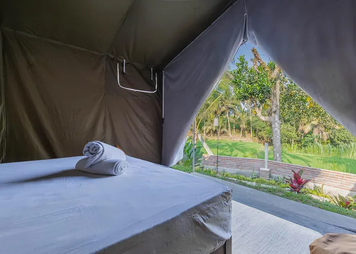 Kubu Selat And Glamping Herberg *