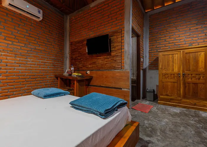 Kubu Selat And Glamping Herberg Payangan