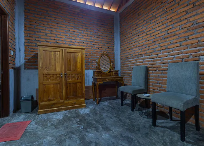 Herberg Kubu Selat And Glamping