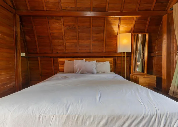 Kubu Selat And Glamping Herberg *