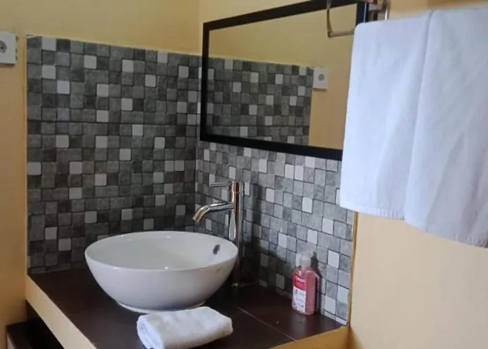 Kubu Selat And Glamping Payangan